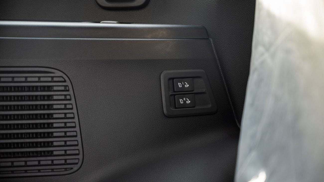 Toyota Land Cruiser VXR 3.5L