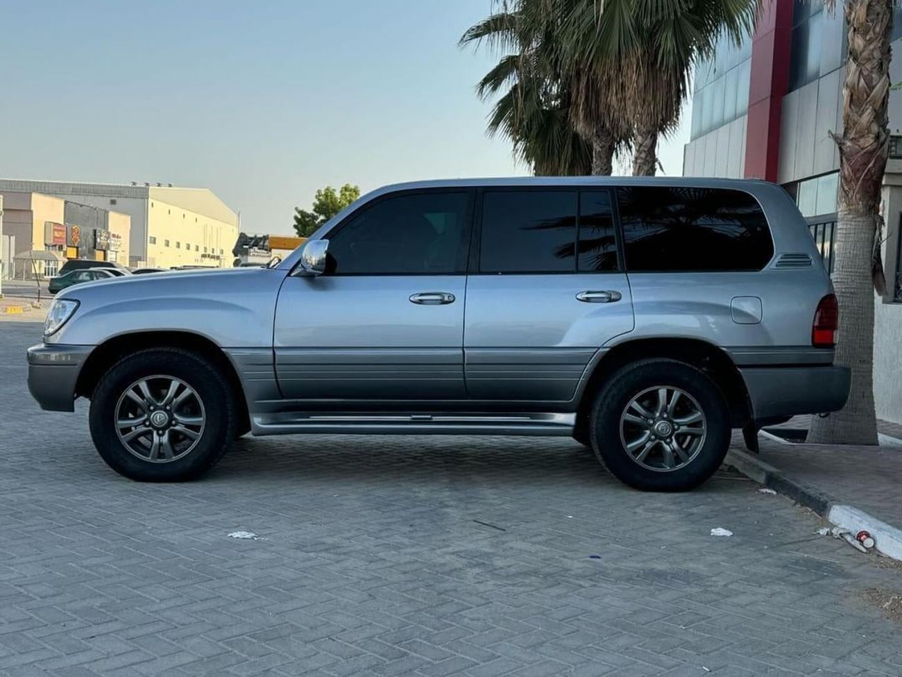 Lexus LX 470 لكزس LX470 وارد 2005