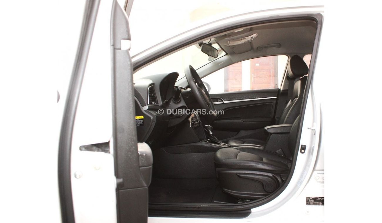 هيونداي افانتي هيونداي افانتي 2018  بحالة  ممتازة وارد كوريا أوراق جمارك بدون حوادث