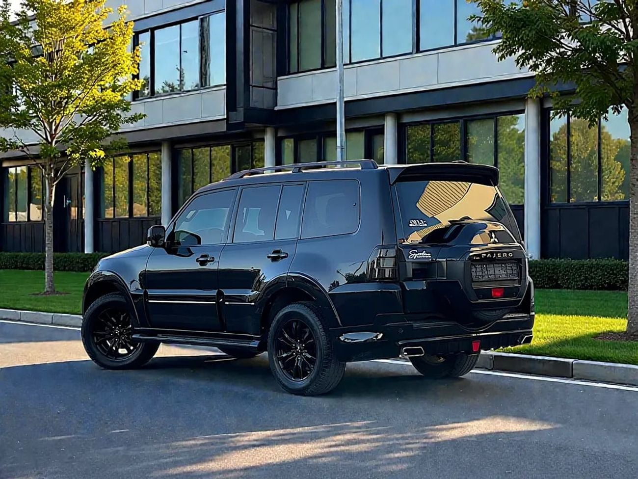 ميتسوبيشي باجيرو 1,250 EMI PM | | SIGNATURE EDITION | FULL SERVICE HISTORY | 0% DOWNPAYMENT