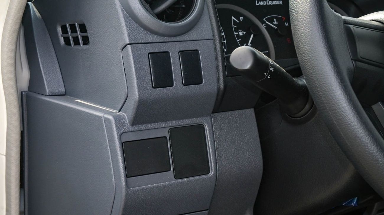 تويوتا لاند كروزر 70