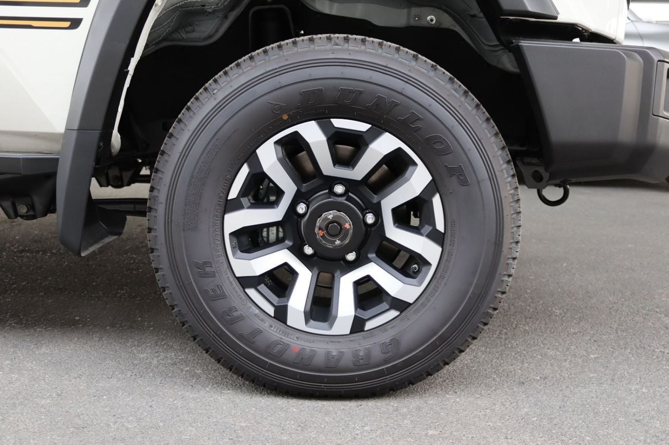 Toyota Land Cruiser 70 2.8 DIESEL MANUAL TRANSMISSION DIFF LOCK **التصدير فقط خارج الخليج*****EXPORT ONLY**