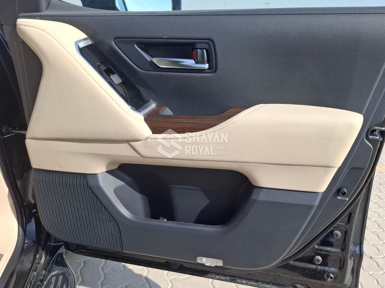 Toyota Land Cruiser LC300 4.0L PETROL V6 GXR FULL WITH-RADAR AT 7S 2026MY