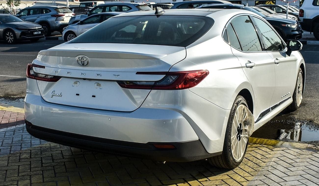 Toyota Camry GREND 2.5L
