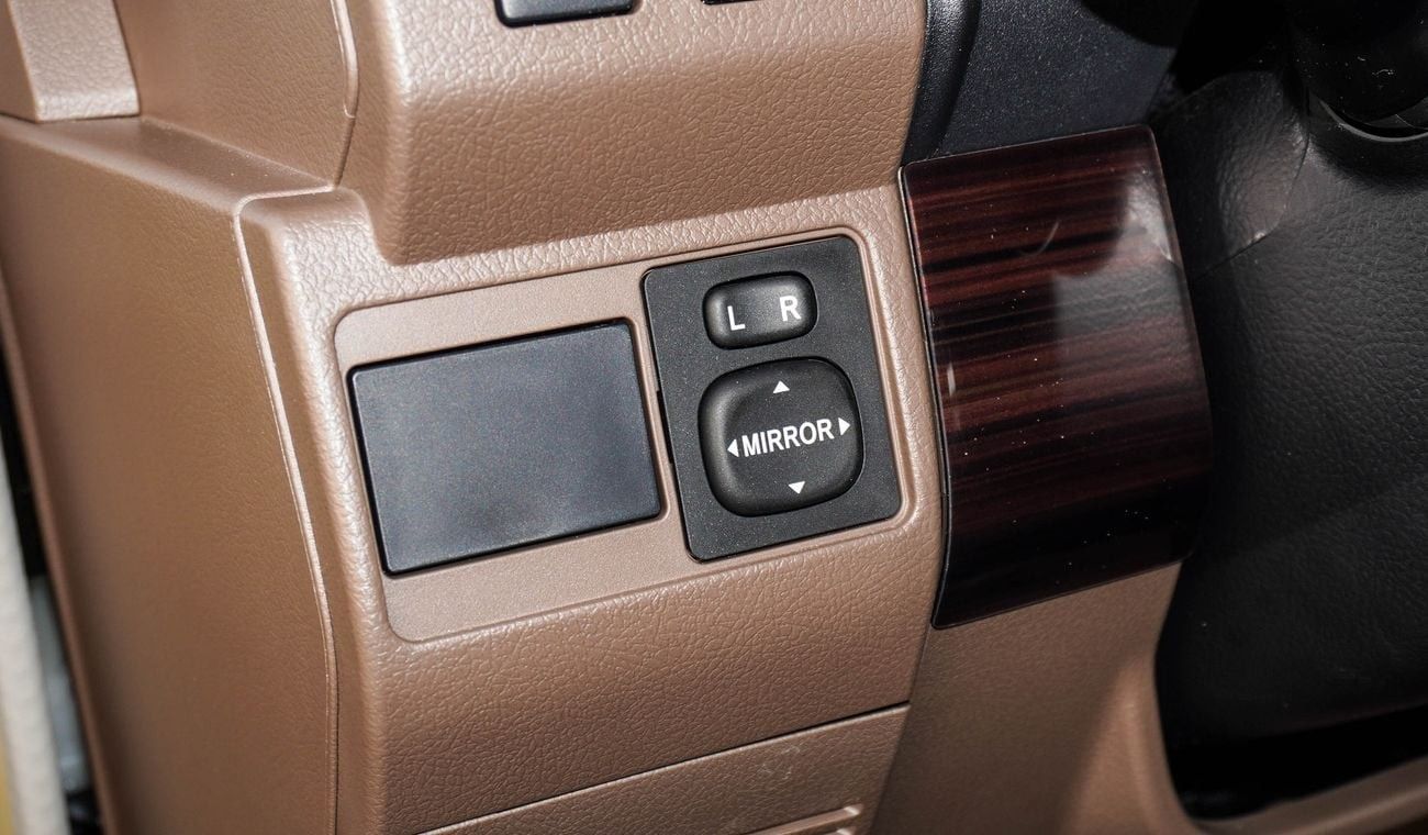 Toyota Land Cruiser Pick Up 4.0L V6 Double cabin A/T