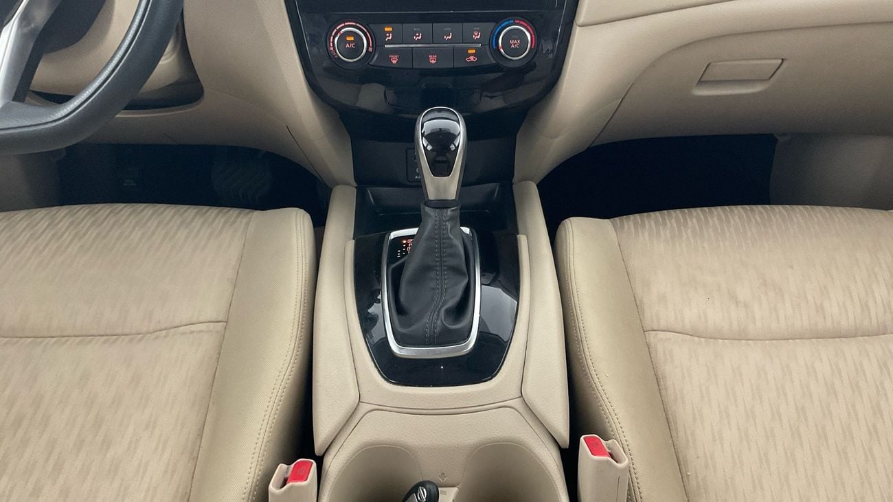 نيسان إكس تريل 2.5 S 4WD 5STR AUTO | شامل الضمان | 0 ﺪﻔﻋﺓ ﺃﻮﻟﻯ