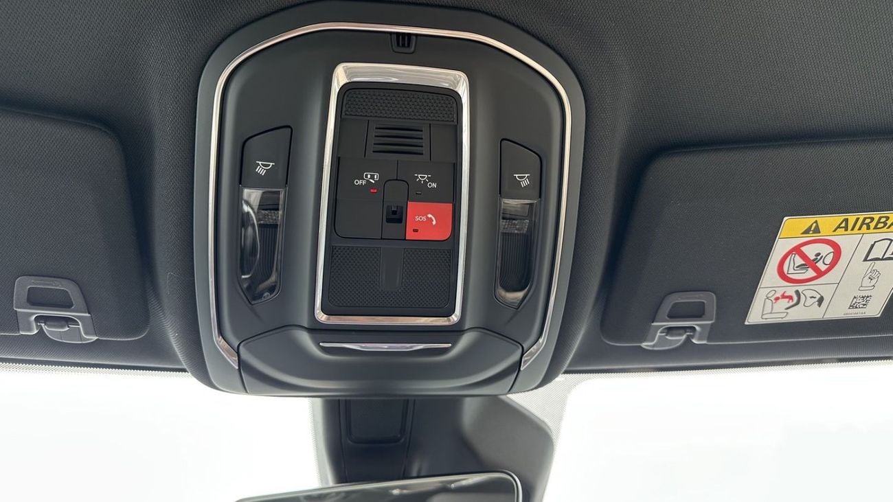 Jeep Grand Cherokee LAREDO 2025 GCC specs
