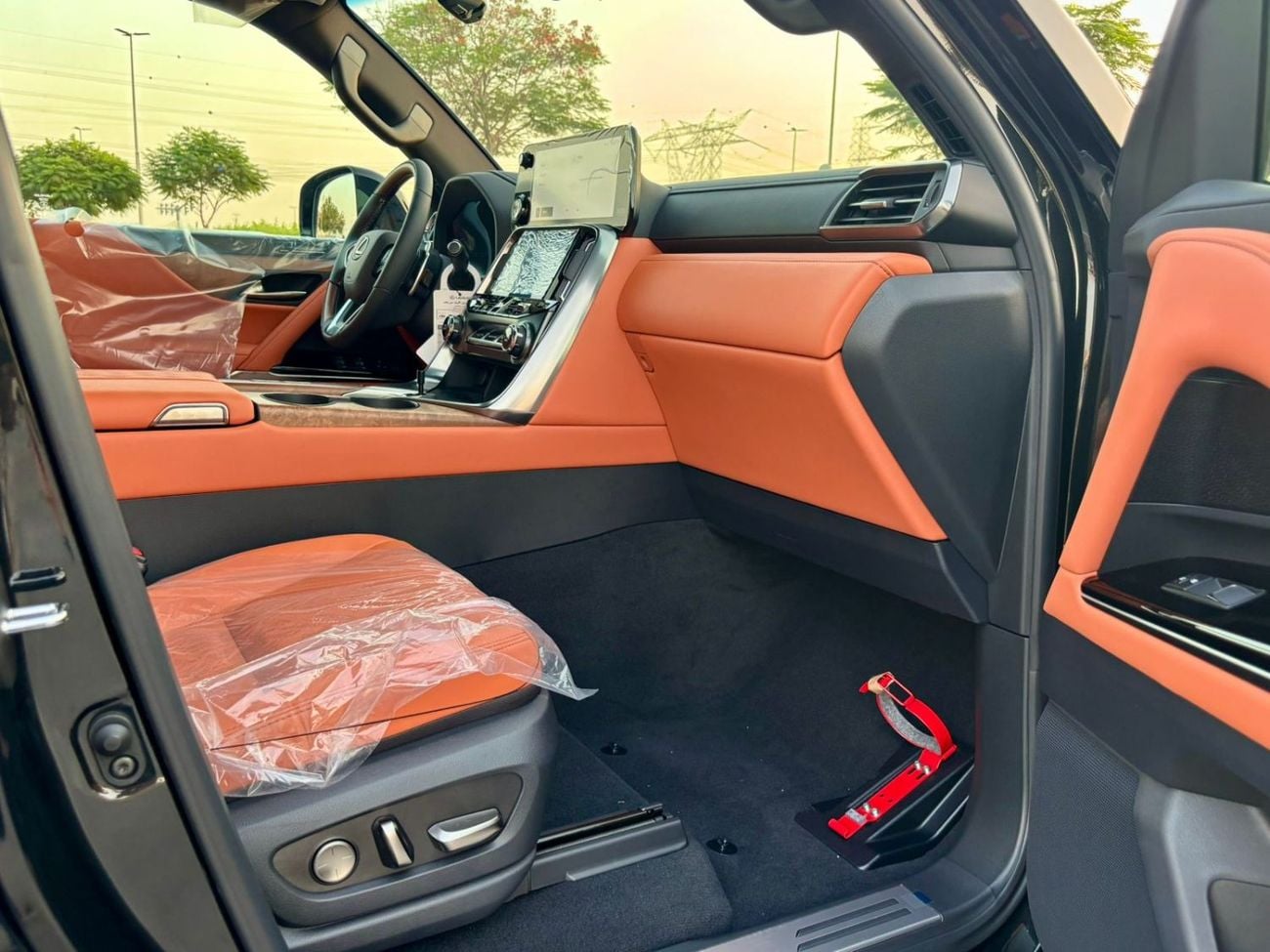 Lexus LX700h VIP
