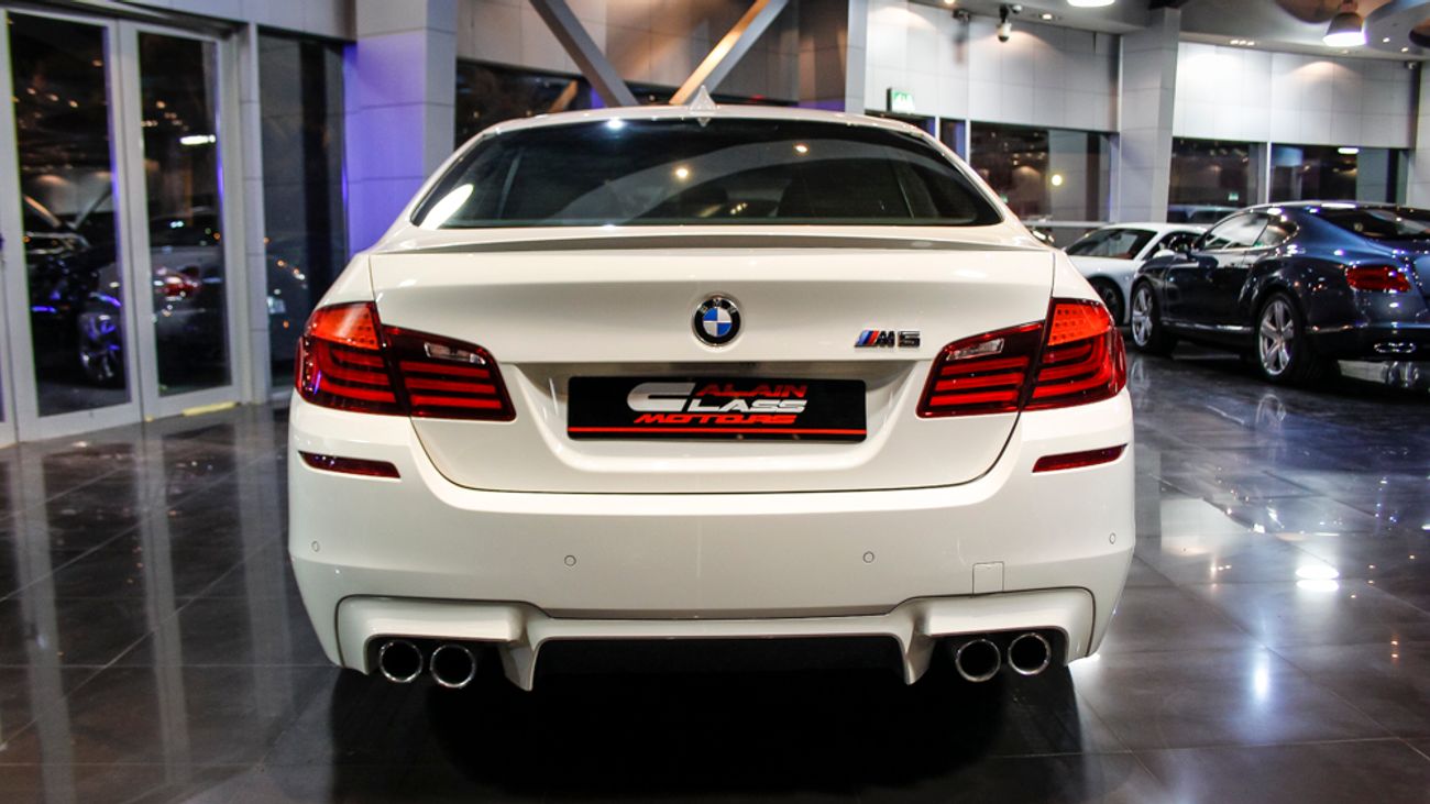 بي أم دبليو M5