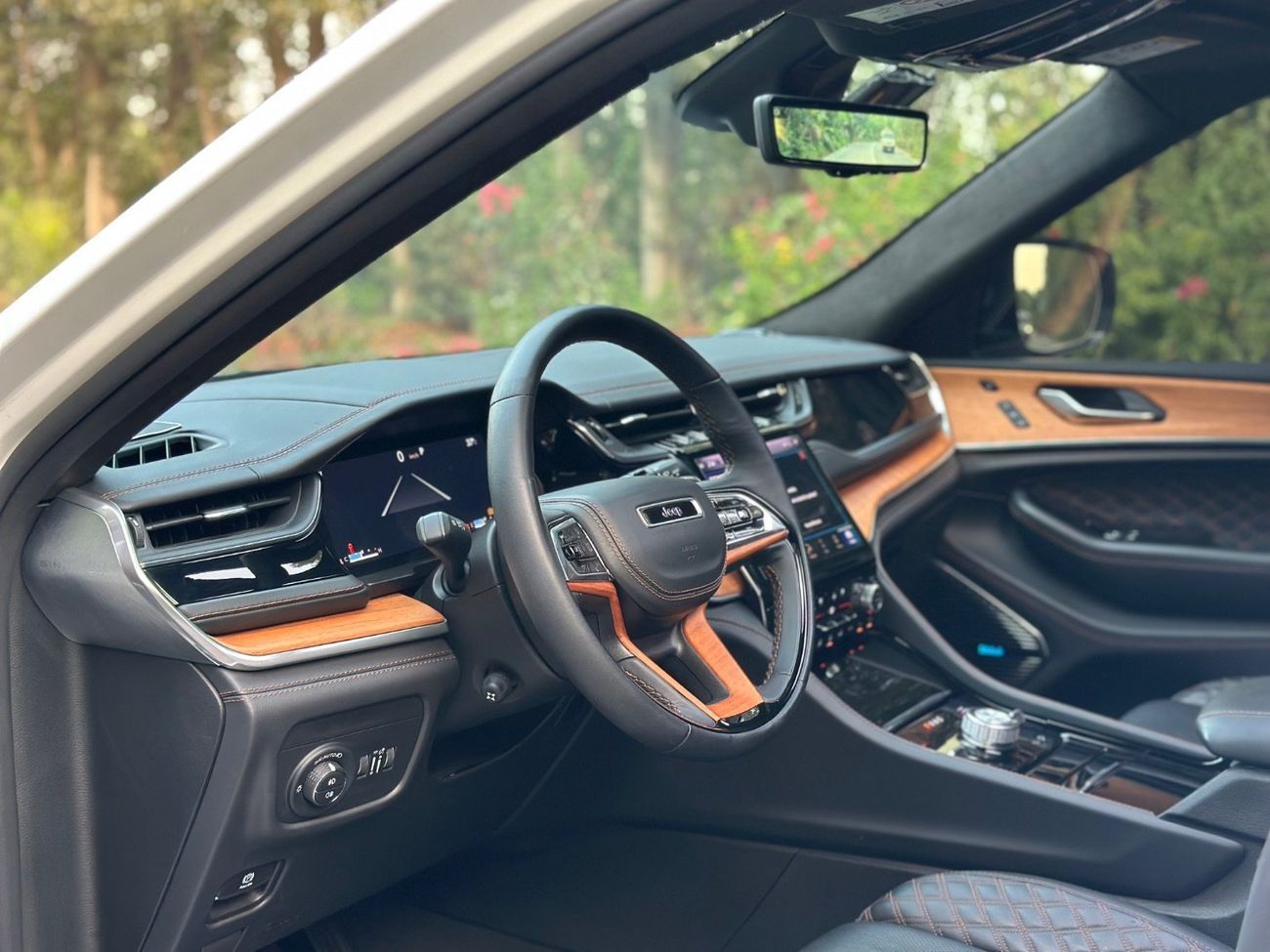 Jeep Grand Cherokee 2022 Jeep Grand Cherokee L Summit Reserve | 3.6L V6 | 6-Seater Luxury | Perfect Condition