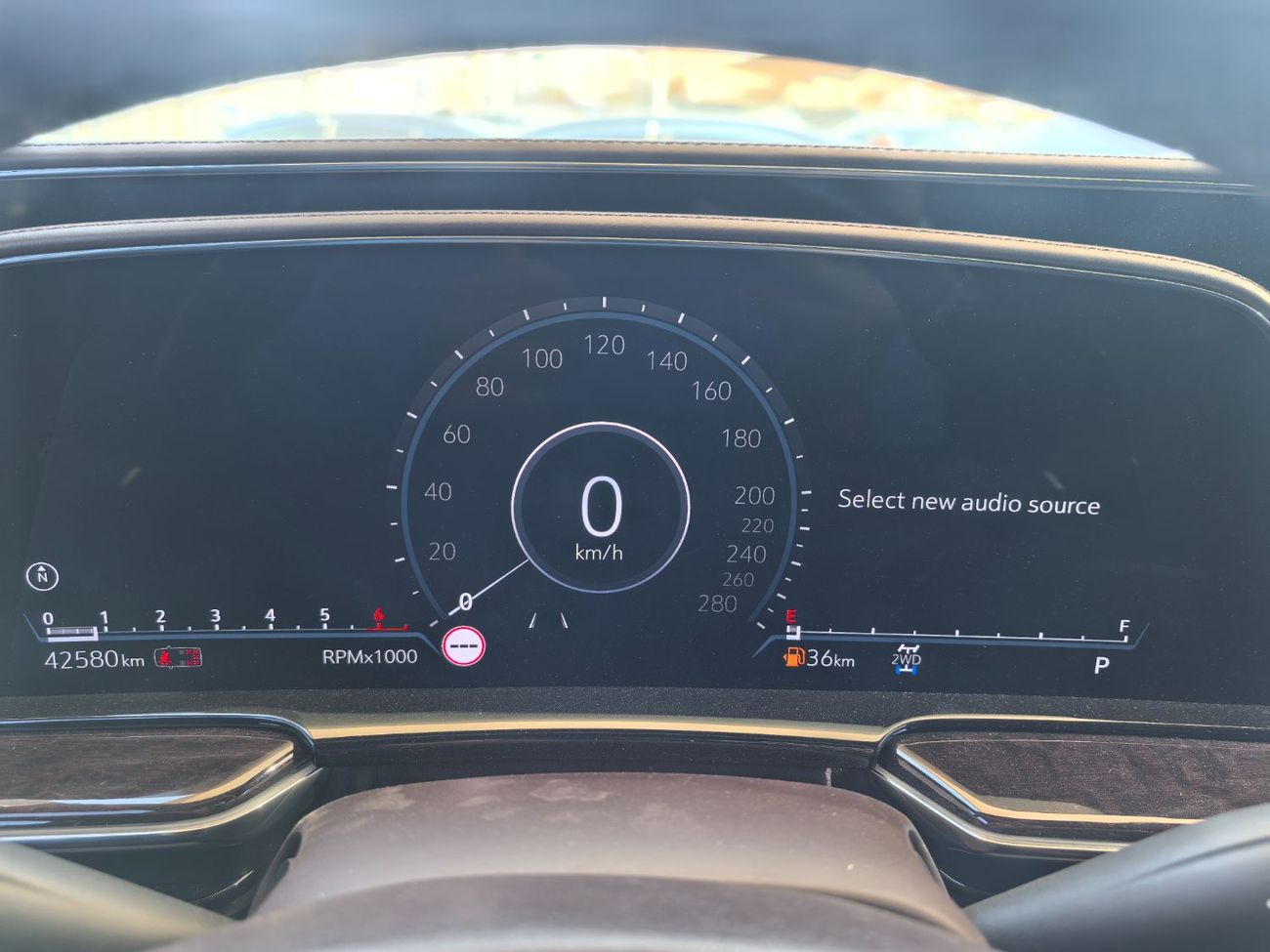 Cadillac Escalade Premium Luxury Platinum 6.2L 4WD