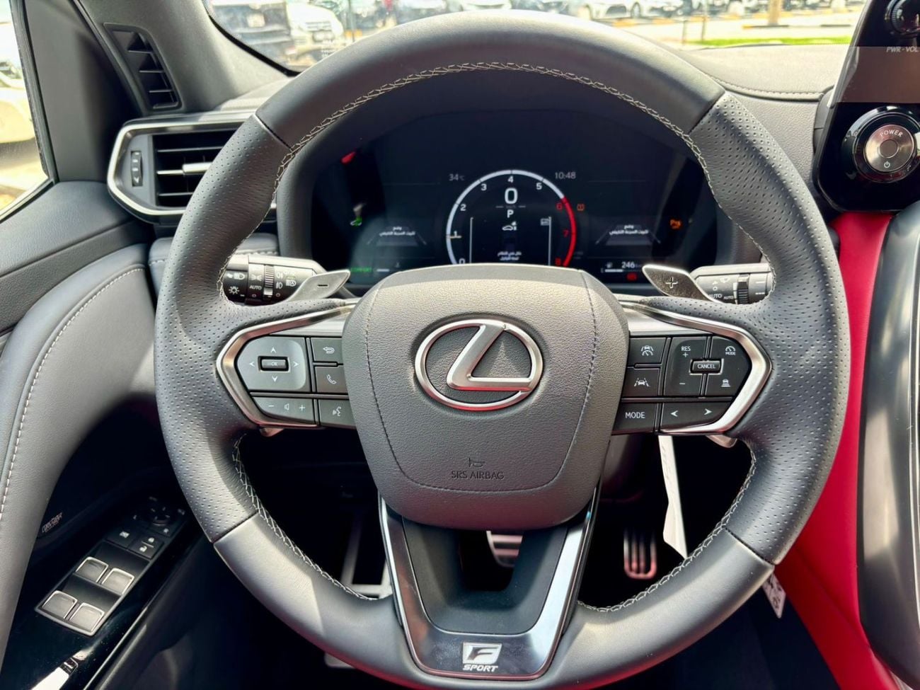 لكزس LX 700h F Sport