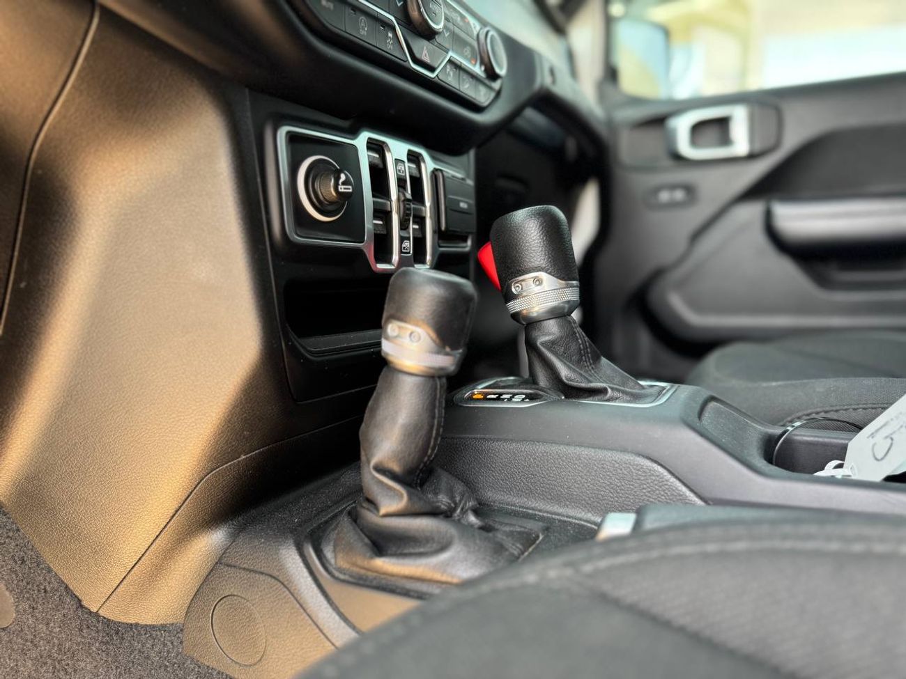 جيب رانجلر Unlimited Sport 3.6L A/T