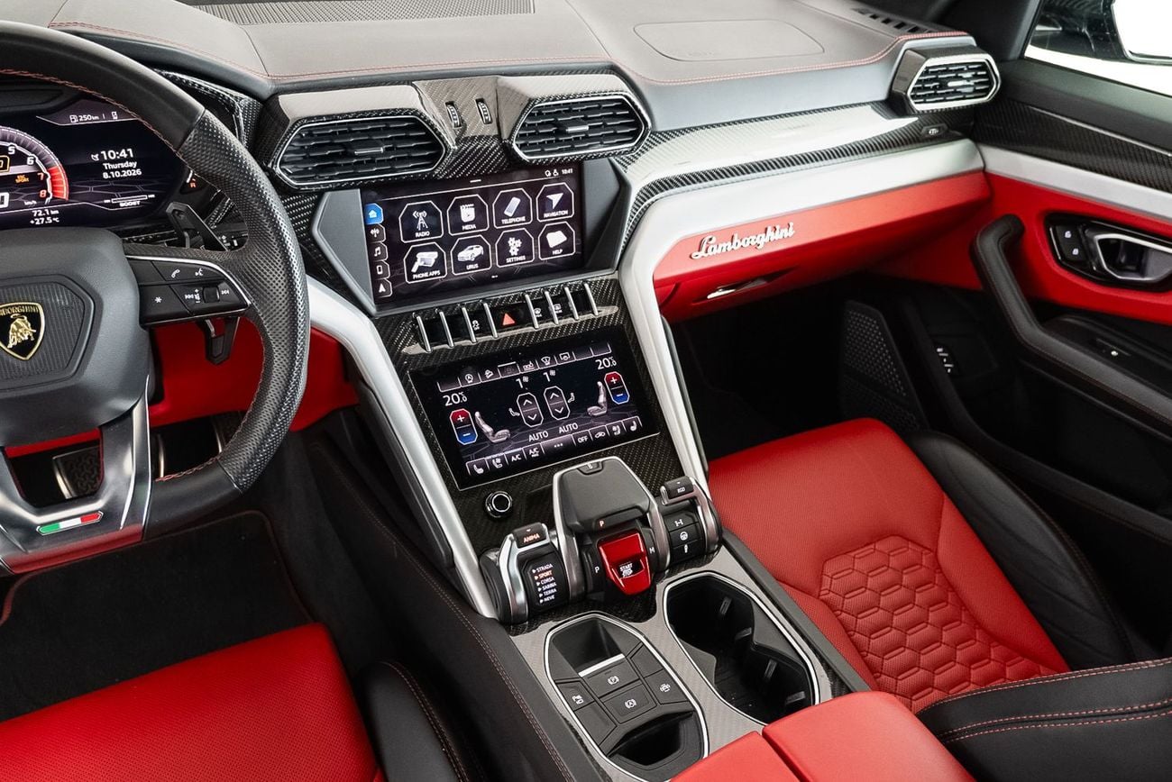 Lamborghini Urus STANDARD