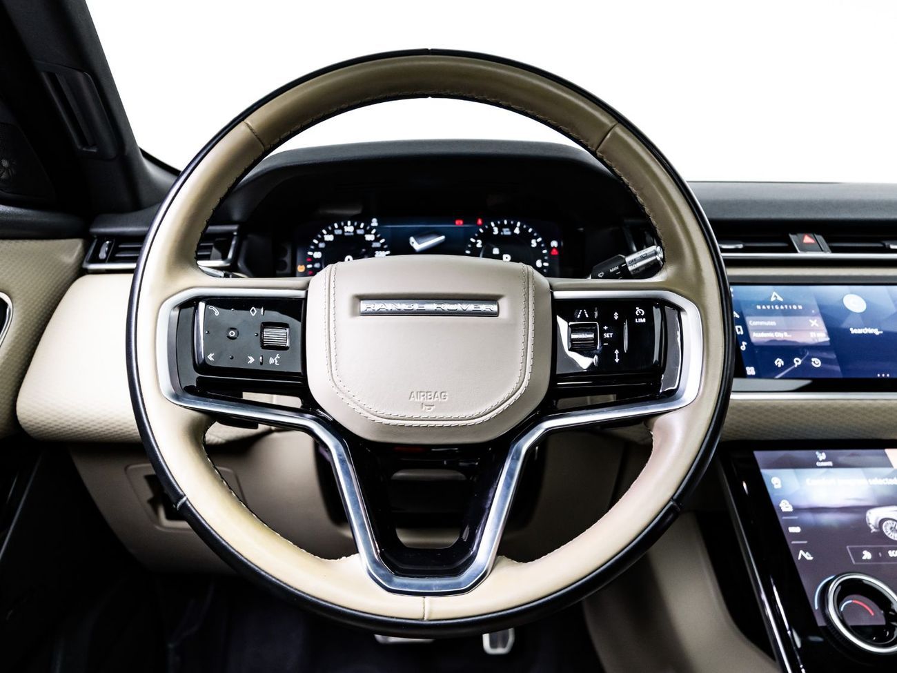 Land Rover Range Rover Velar P250 R-Dynamic SE 2.0L 2022 Range Rover Velar R-Dynamic SE P250, 2027 Land Rover Warranty, Full Serv