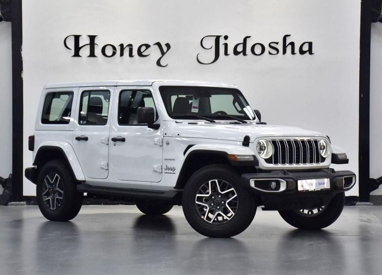 جيب رانجلر EXCELLENT DEAL for our Jeep Wrangler Unlimited SAHARA 2.0L ( 2024 Model ) in White Color GCC Specs