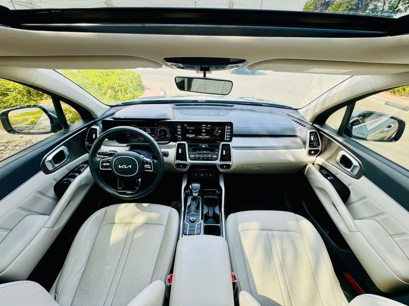 كيا سورينتو Base 2.4L FWD KIA SORENTO | GCC SPECS | YEAR 2022 | FULL SERVICE HISTORY | UNDER WARRANTY |