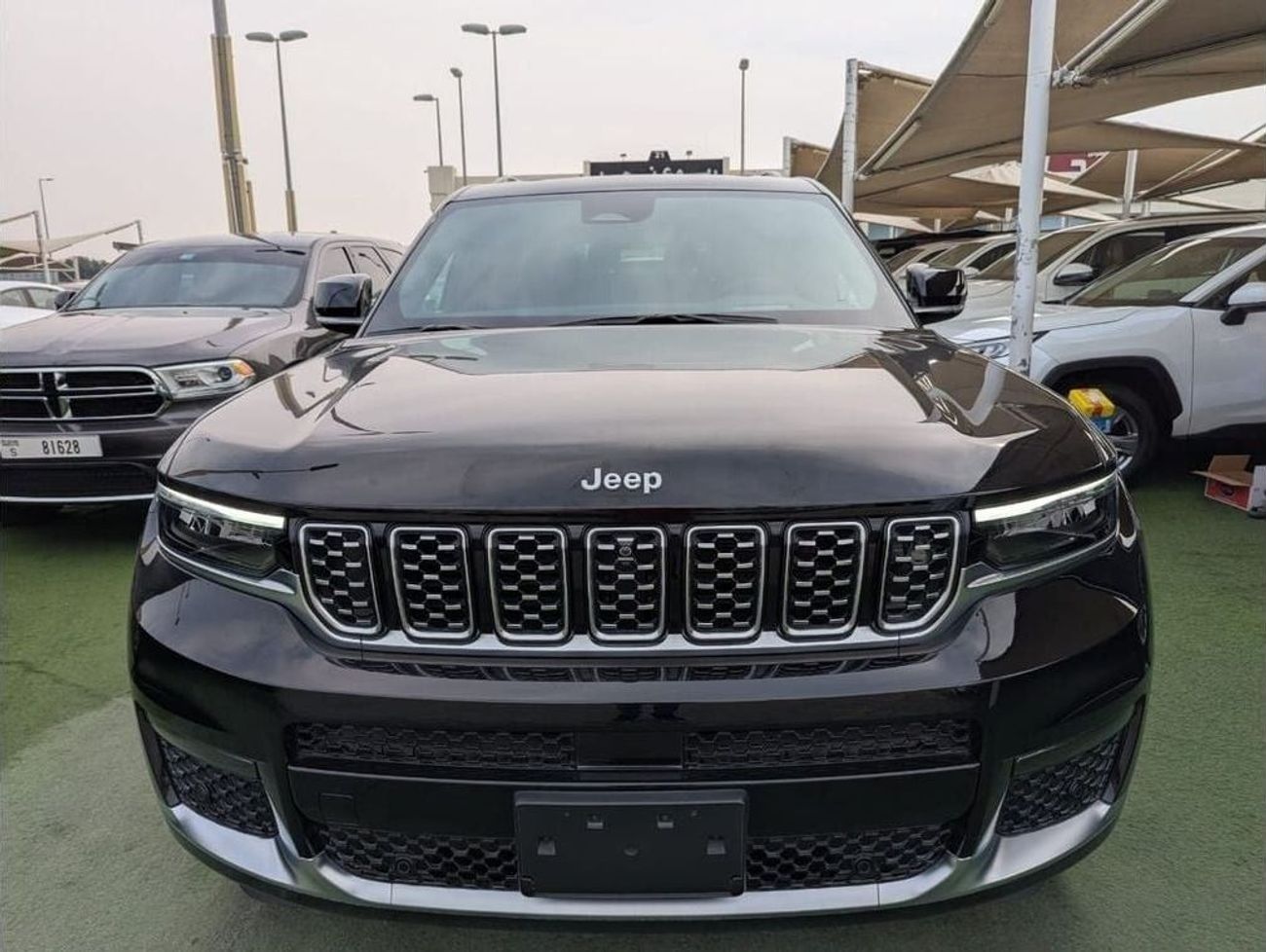 جيب جراند شيروكي Summit Reserve 5.7L JEEP GRAND CHEROKEE SUMMIT 2024 V8 engine 5.7L zero kilometer American clean car