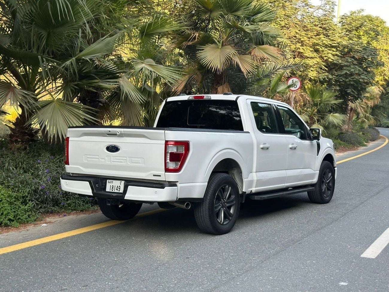 فورد F 150 Lariat 3.5L 2023 Ford F-150 Lariat | power Boost | V6 | American specs
