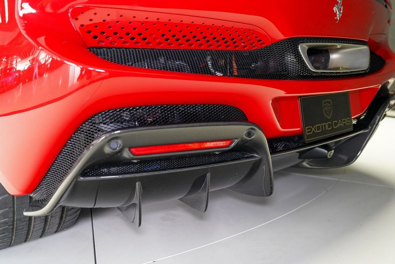 فيراري 296 GTB GTB 3.0T V6 PHEV