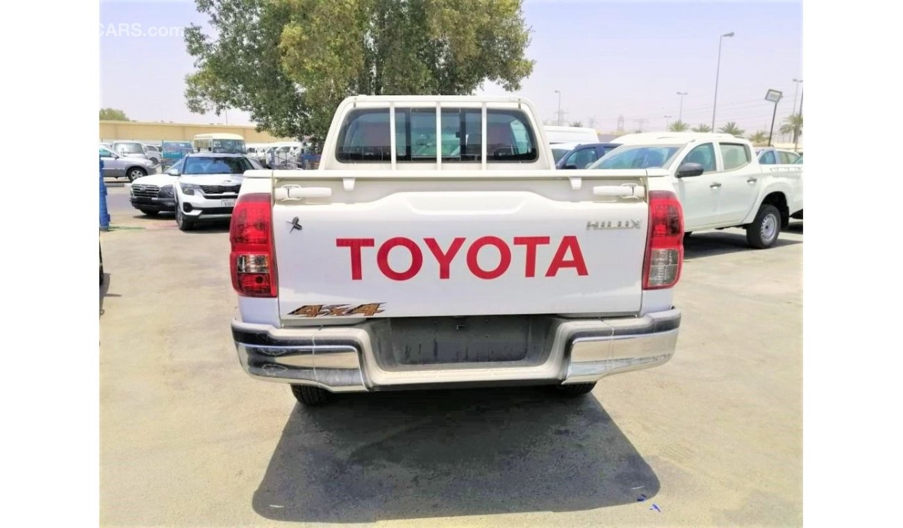 Toyota Hilux petrol  4x4  manual gear