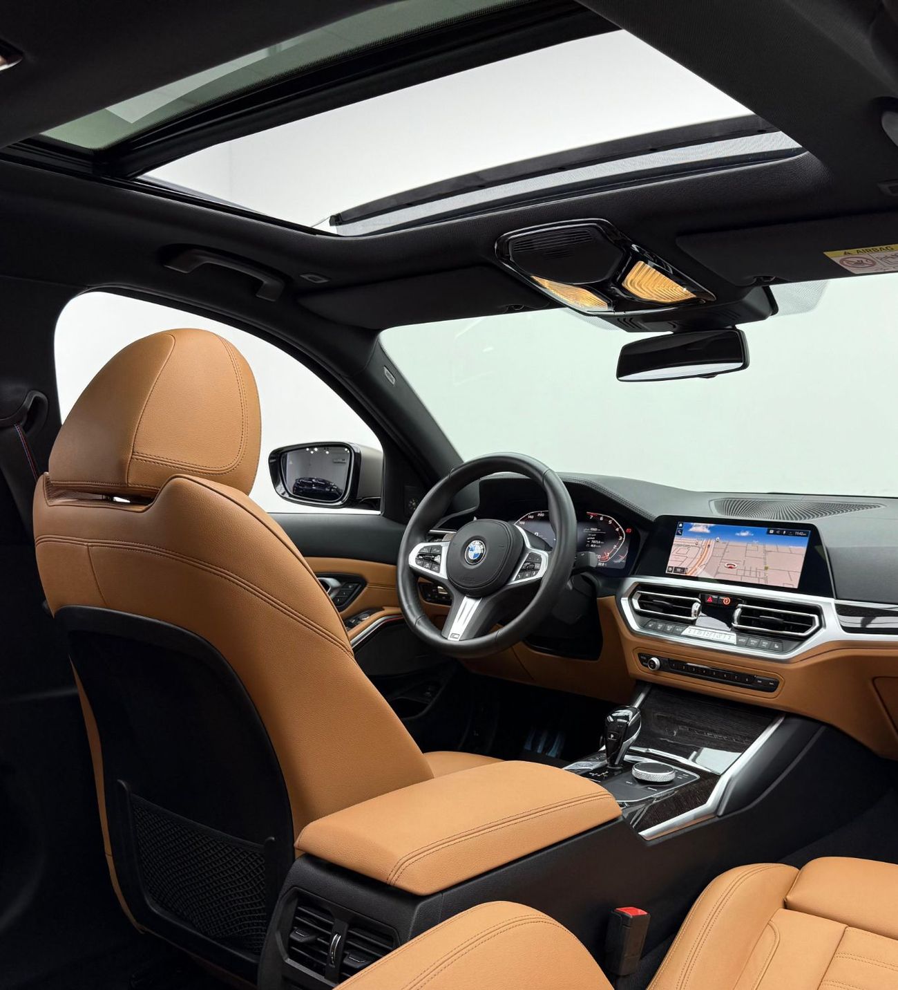 بي أم دبليو M340i Std 3.0L 2021 BMW M340i xDrive, 2025 BMW Warranty, 2026 BMW Service Pack, Excellent Condition, GCC