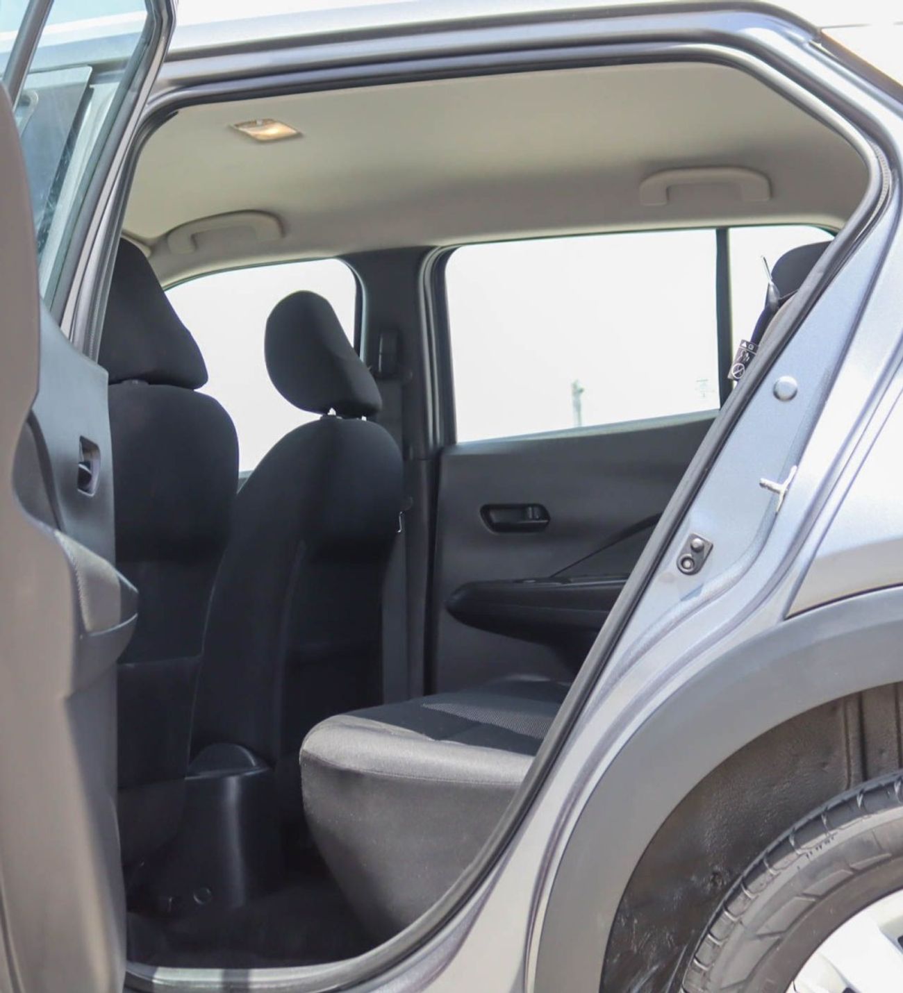 نيسان كيكس S 1.6L Nissan kicks 1.6 L 2019 GCC accident free in excellent condition 670 P.M.