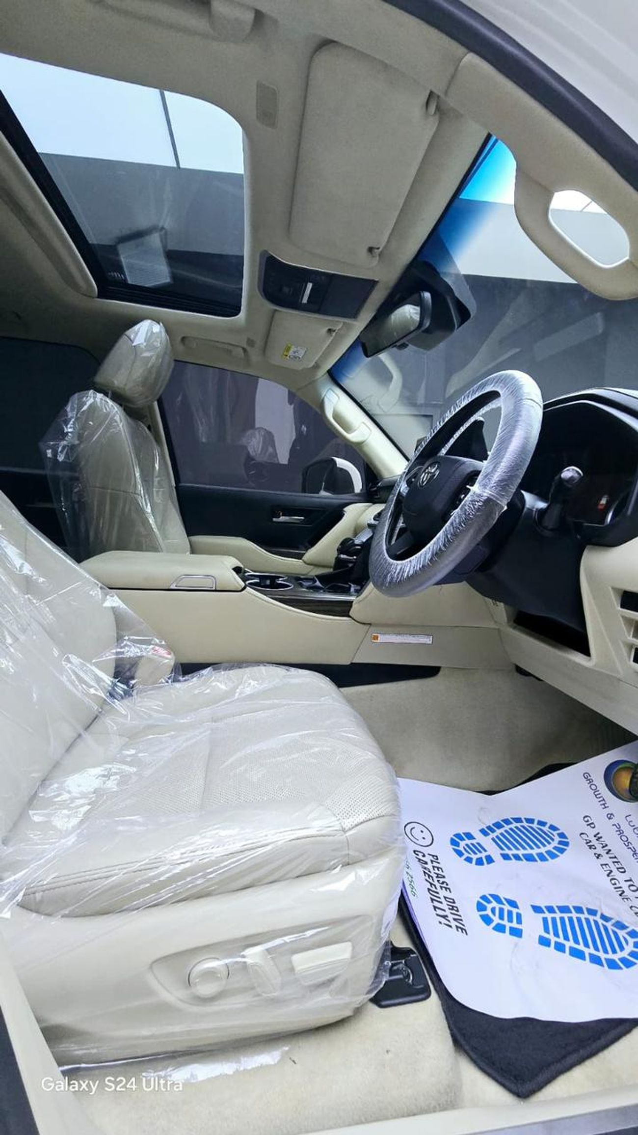 تويوتا لاند كروزر VX 3.3L