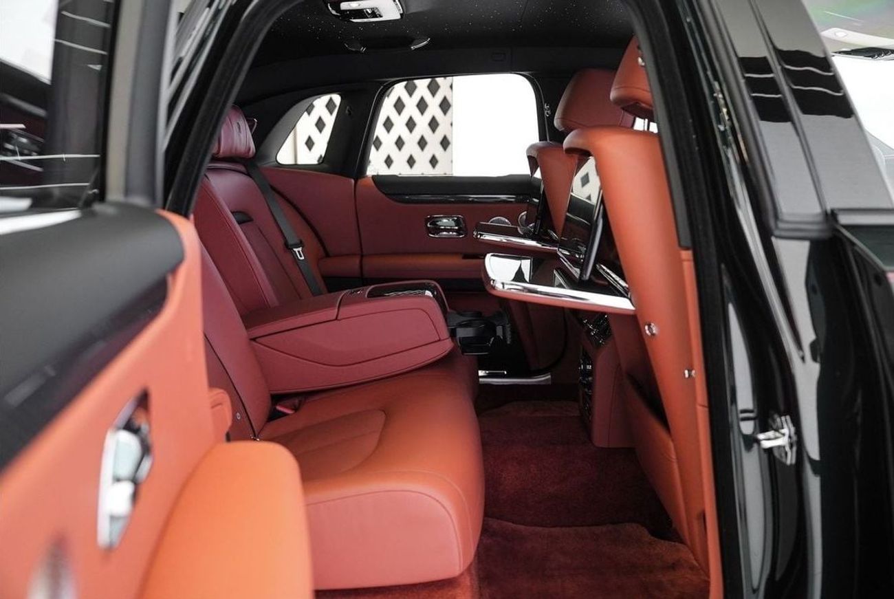 رولز رويس جوست 6.75T Short Wheelbase