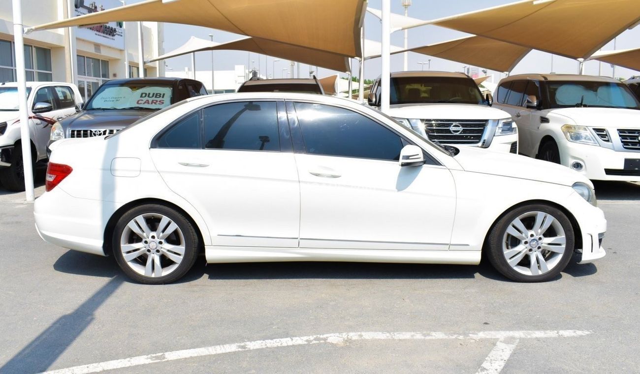 Mercedes-Benz C 300 4 Matic