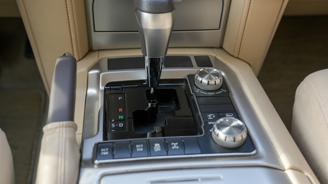 Toyota Land Cruiser GX