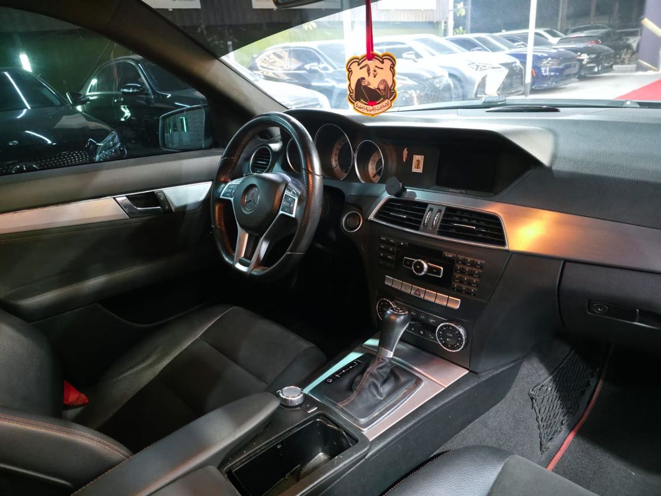 مرسيدس بنز C 200