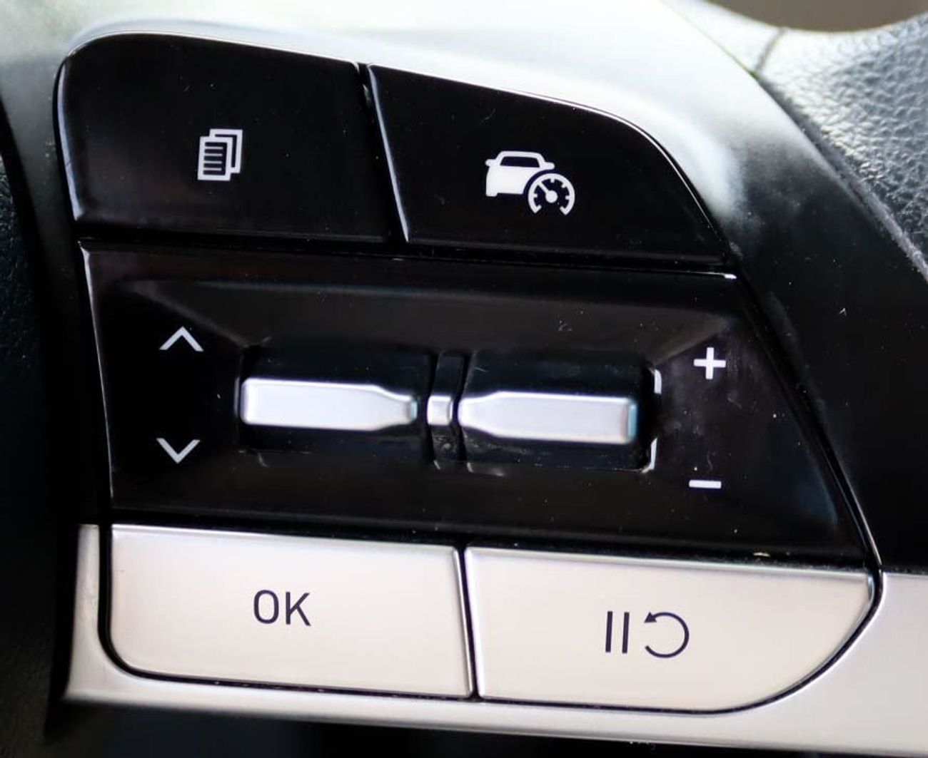 Hyundai Tucson Smart Signature Edition 2.0L Hyundai Tucson 2022  GCC 2.0L , accident-free, in excellent condition