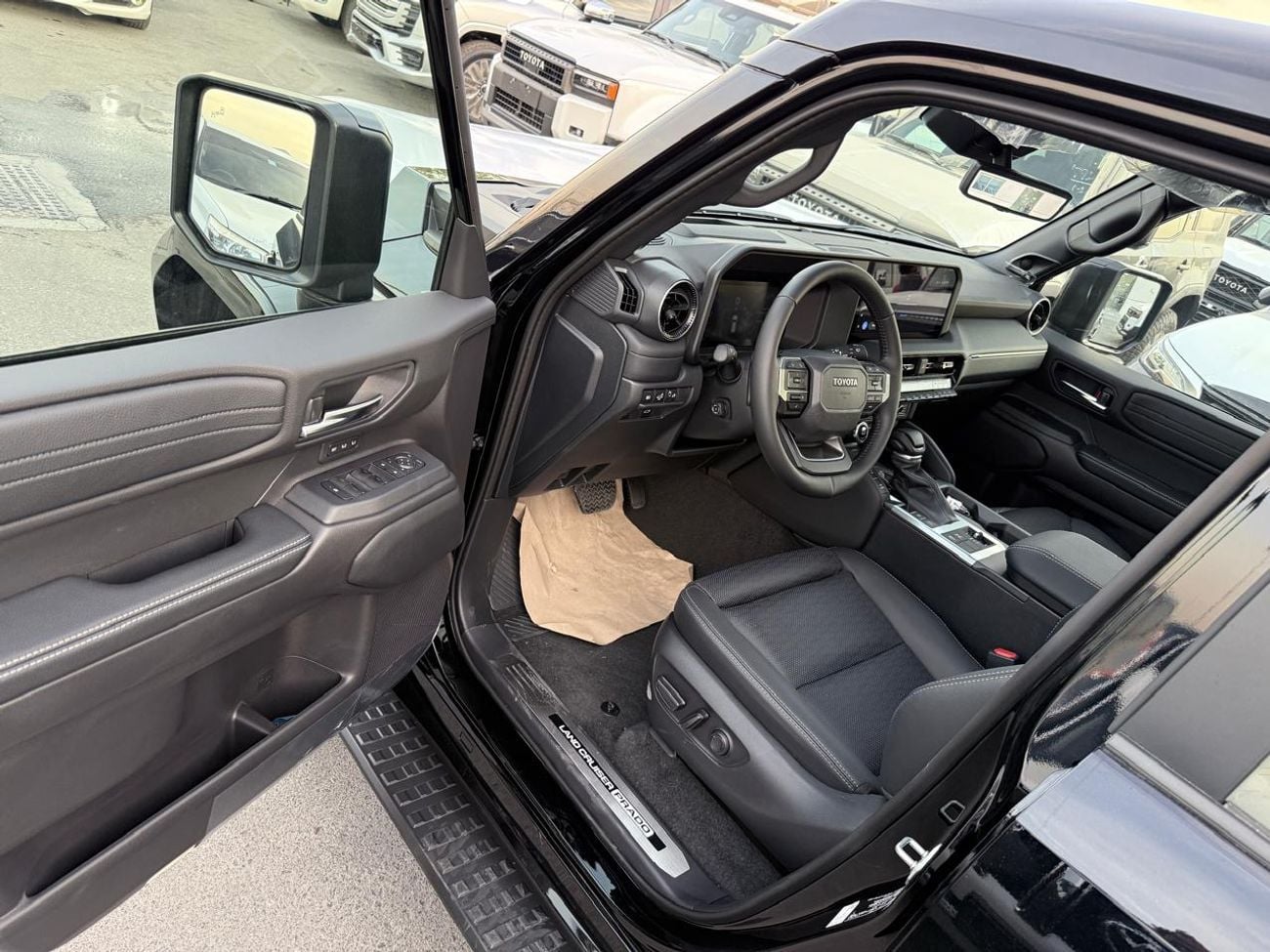 تويوتا برادو Toyota Prado Luxury 2.4L 2026 With Panoramic Sunroof Black Petrol (Export Only)