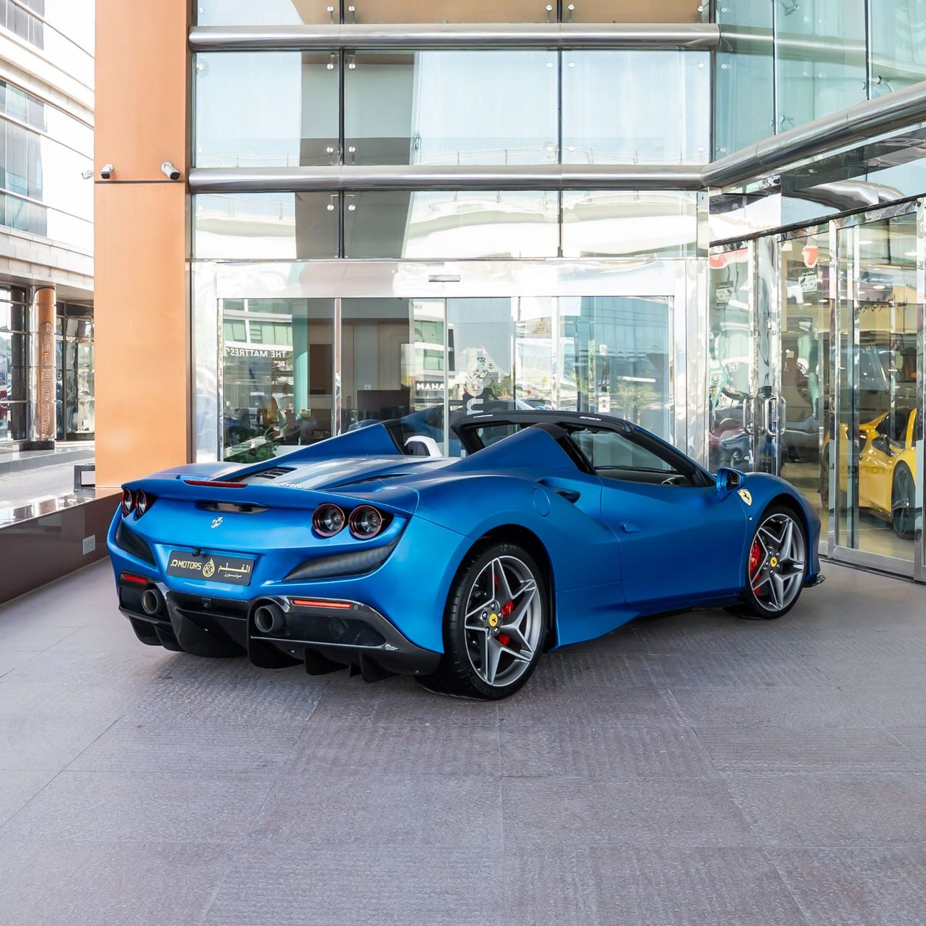 Ferrari F8 Spider 3.9T V8
