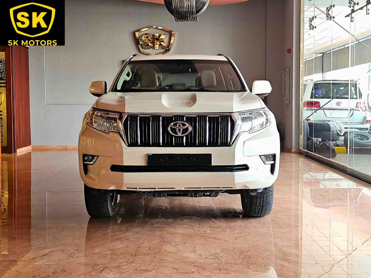 Toyota Prado GXR/ 4.0 V6 / SUNROOF / DVD / FULL OPTION / BACK TYRE / GCC / EXPORT ONLY / LOT#38740