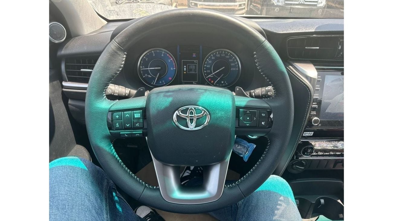 تويوتا فورتونر 2.8L DIESEL V4 | 0 KM | 2023 | AUTOMATIC | BRAND NEW | 03 YEARS WARRANTY