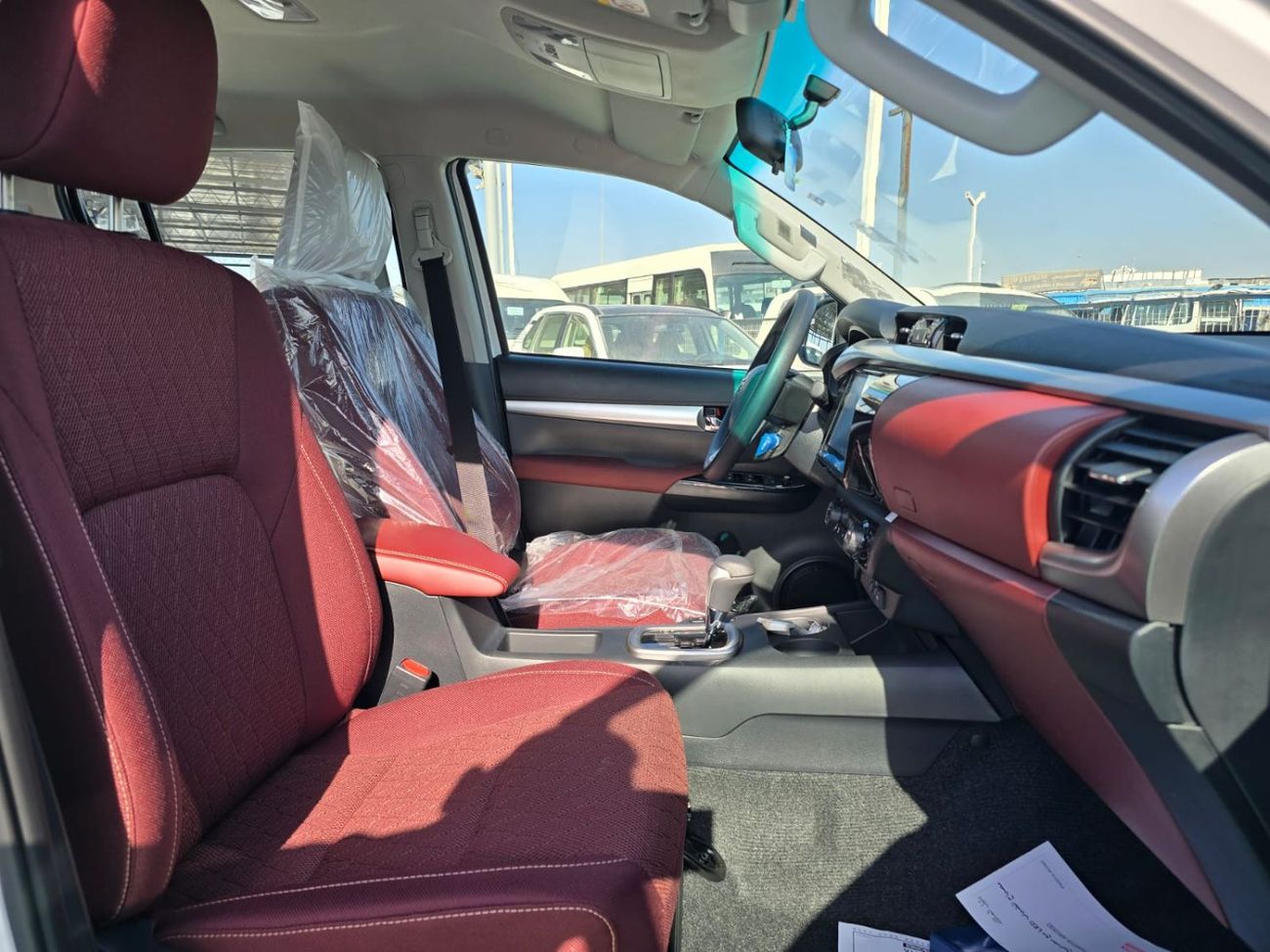 Toyota Hilux TOYOTA HILUX SAUDI 2.7L FULL OPTION 2026