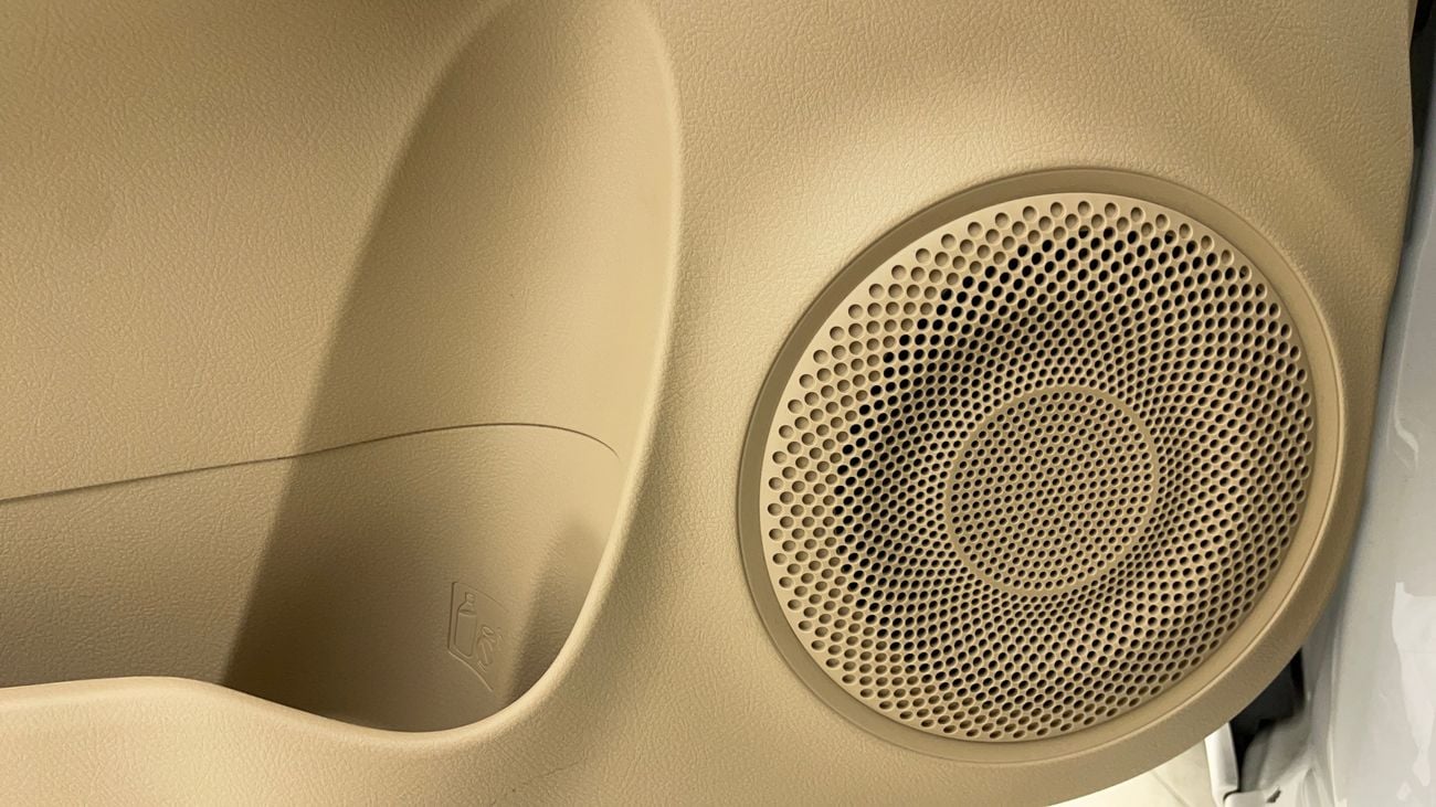 تويوتا يارس SE 1.5 | بدون دفعة مقدمة | اختبار القيادة في المنزل