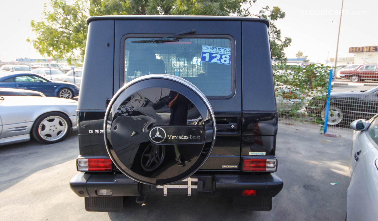 Mercedes-Benz G 320