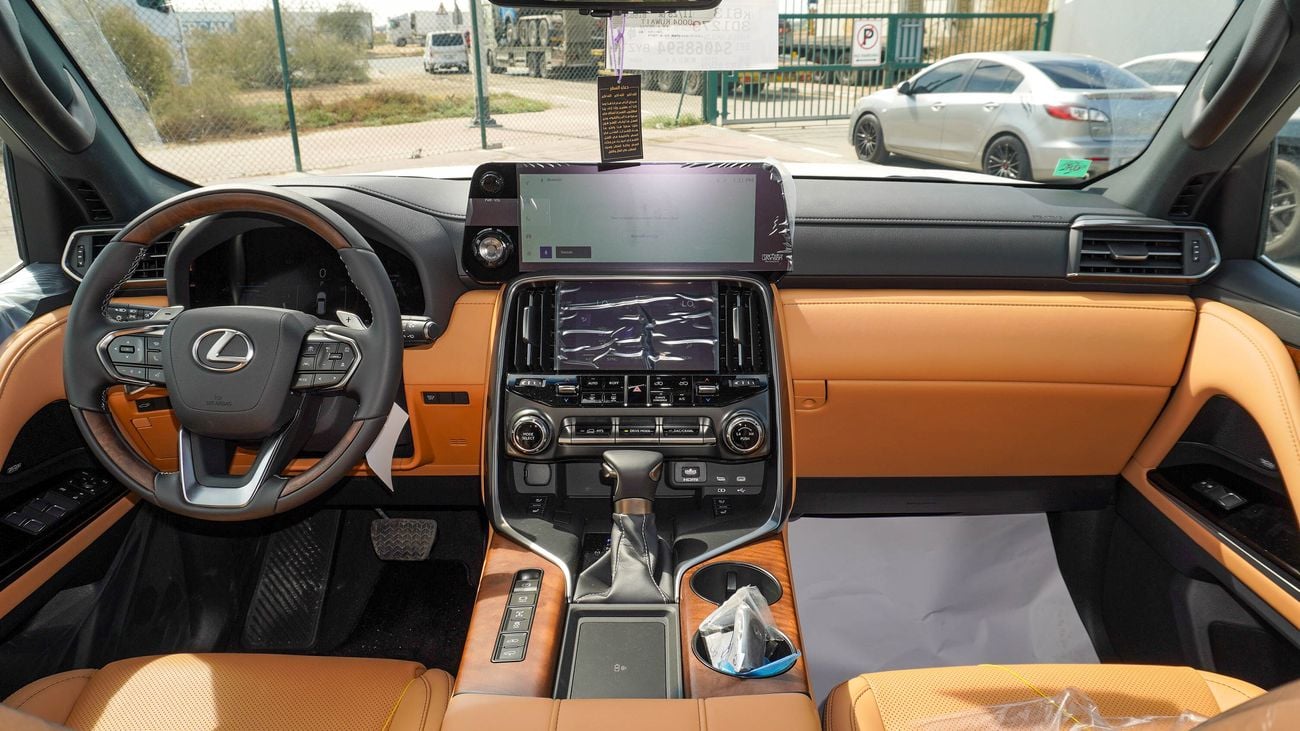 لكزس LX 600 3.5L V6