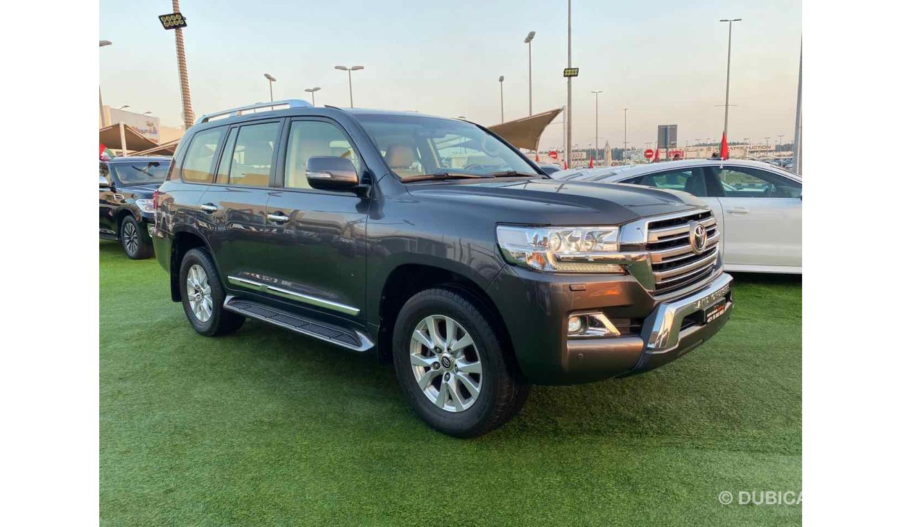 Toyota Land Cruiser //2016// TOYOTA LAND CRUSIR // GXR V6 //