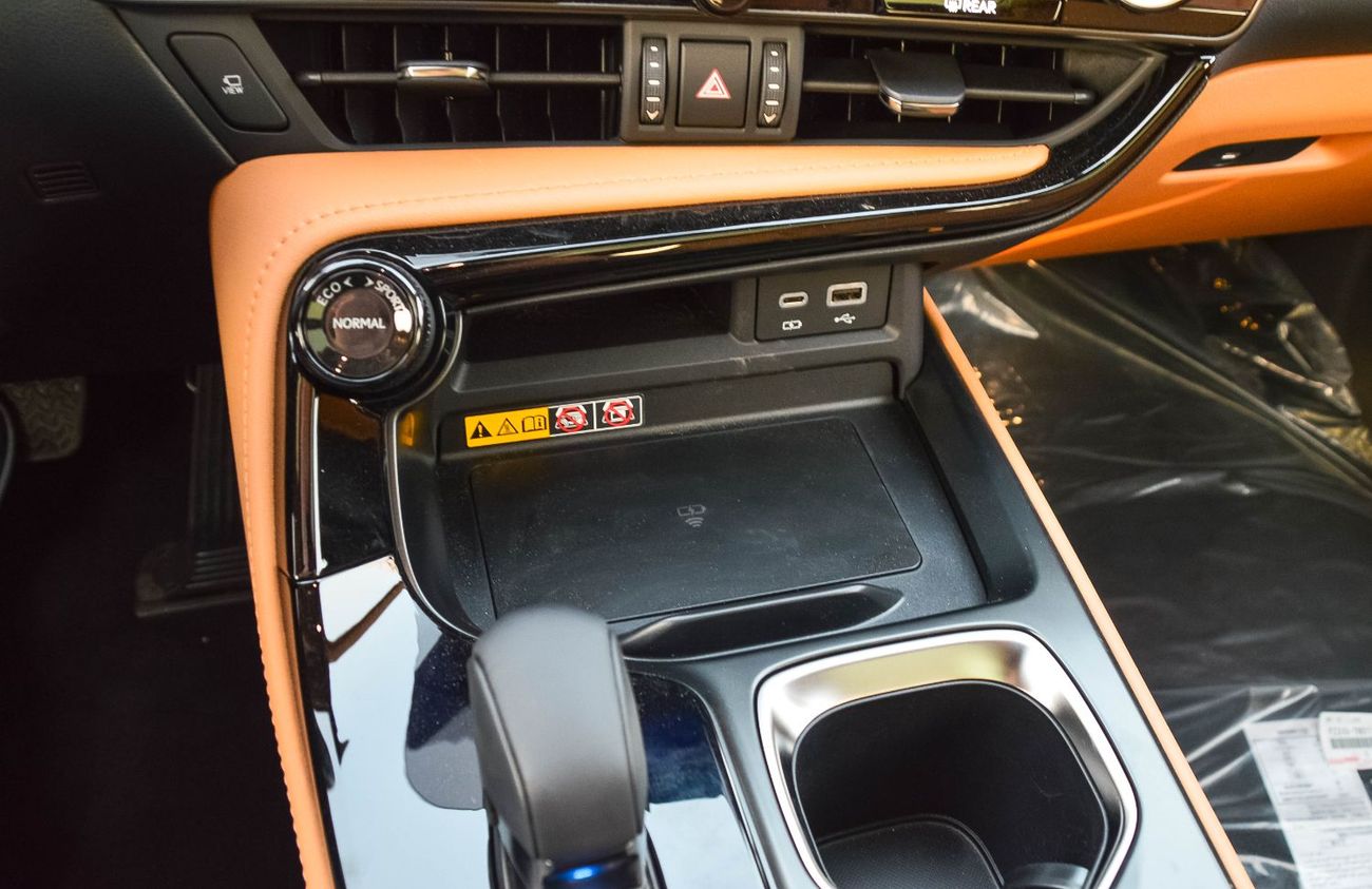 لكزس NX350 LEXUS NX350 2.4L AWD PETROL SUV 2025