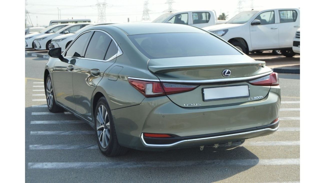 Lexus ES 300 Hybrid ES300H