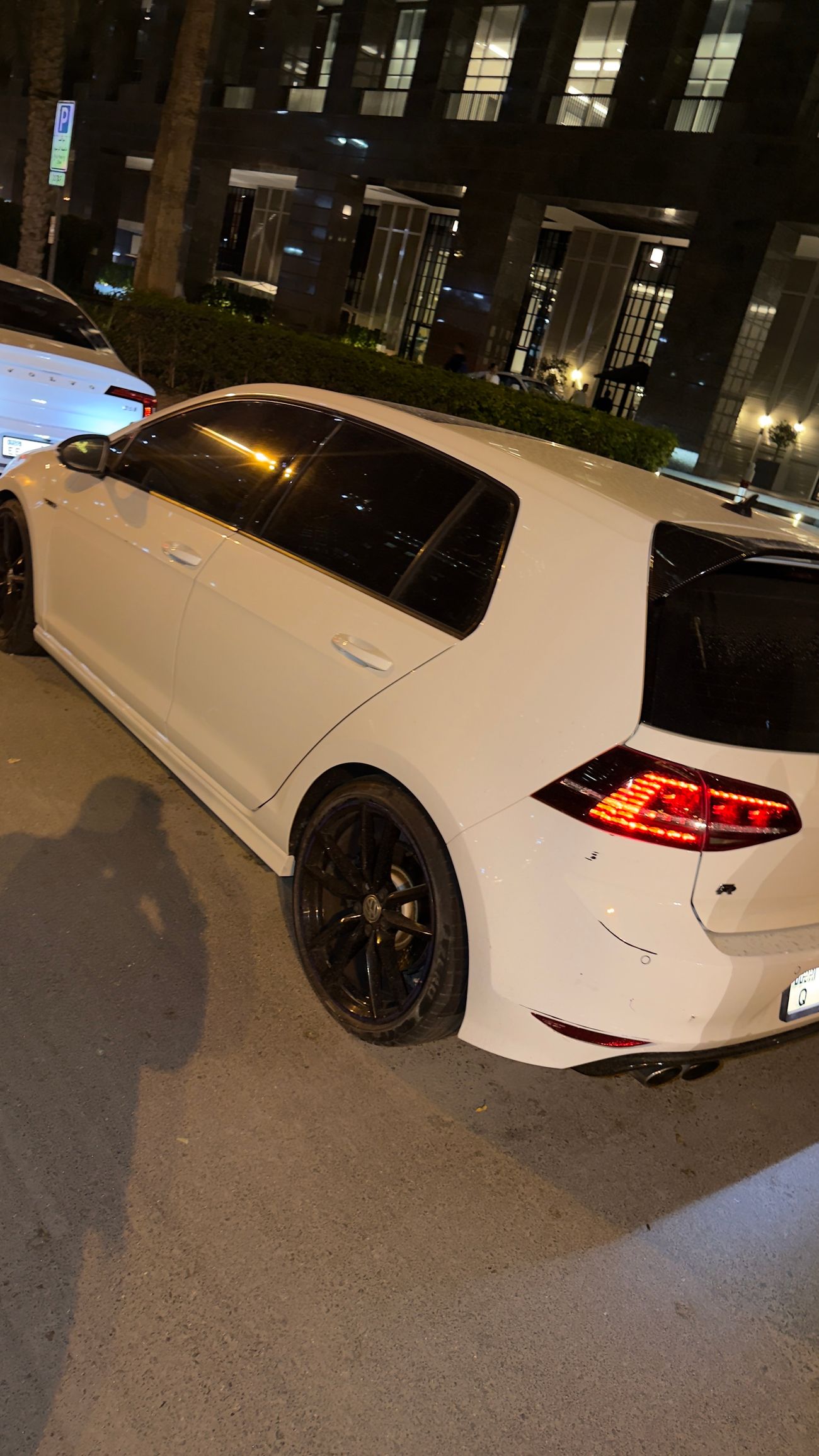 فولكس واجن جولف ار