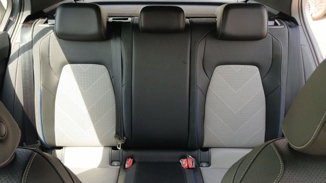 Volkswagen Golf Volkswagen Golf R-line1.5L Petrol Turbo 2024YM