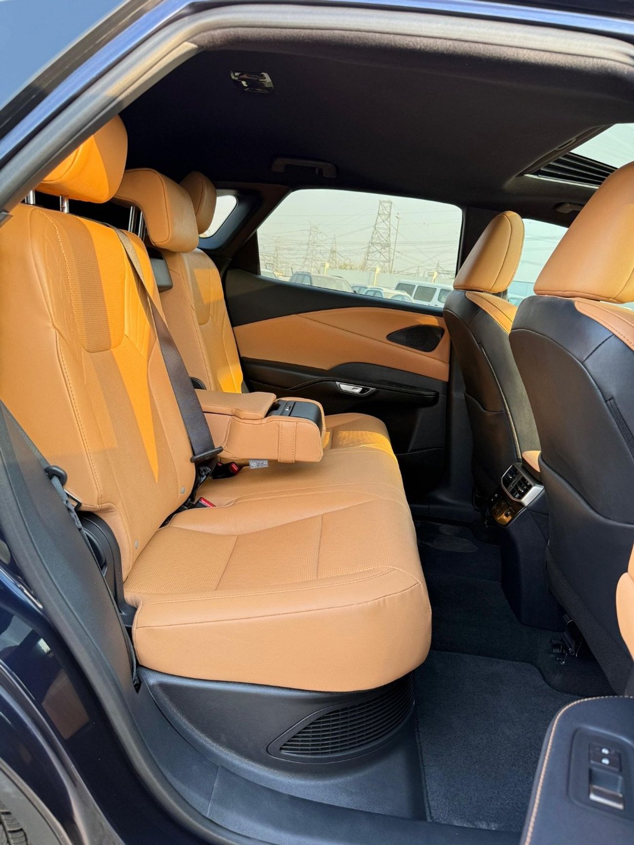 Lexus RX350h Hybrid Base 2.5L Hybrid Base Full Option 2.5L