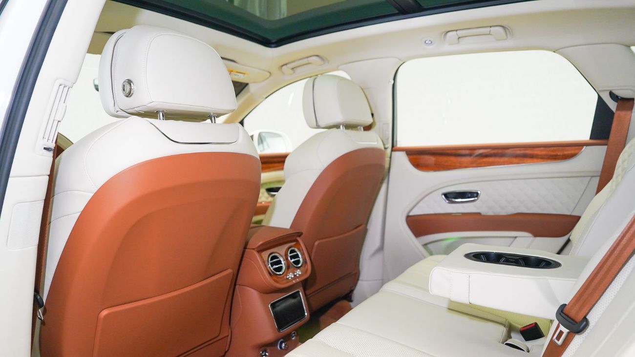 بنتلي بينتايجا Bentayga 4.0T