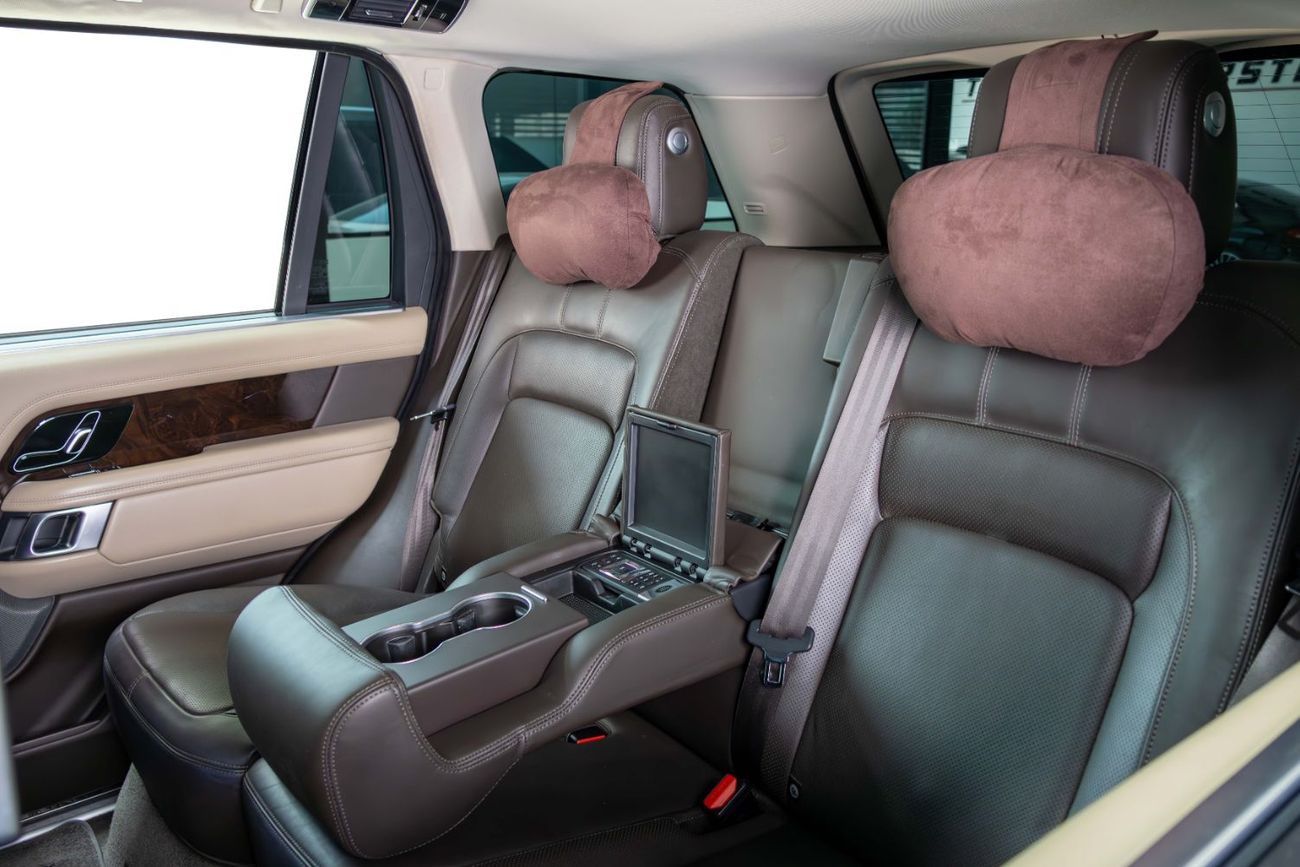 Land Rover Range Rover HSE 3.0L (380 HP) Long Wheel Base-GCC-SVO Kit-Full Service History Available-Under Warranty