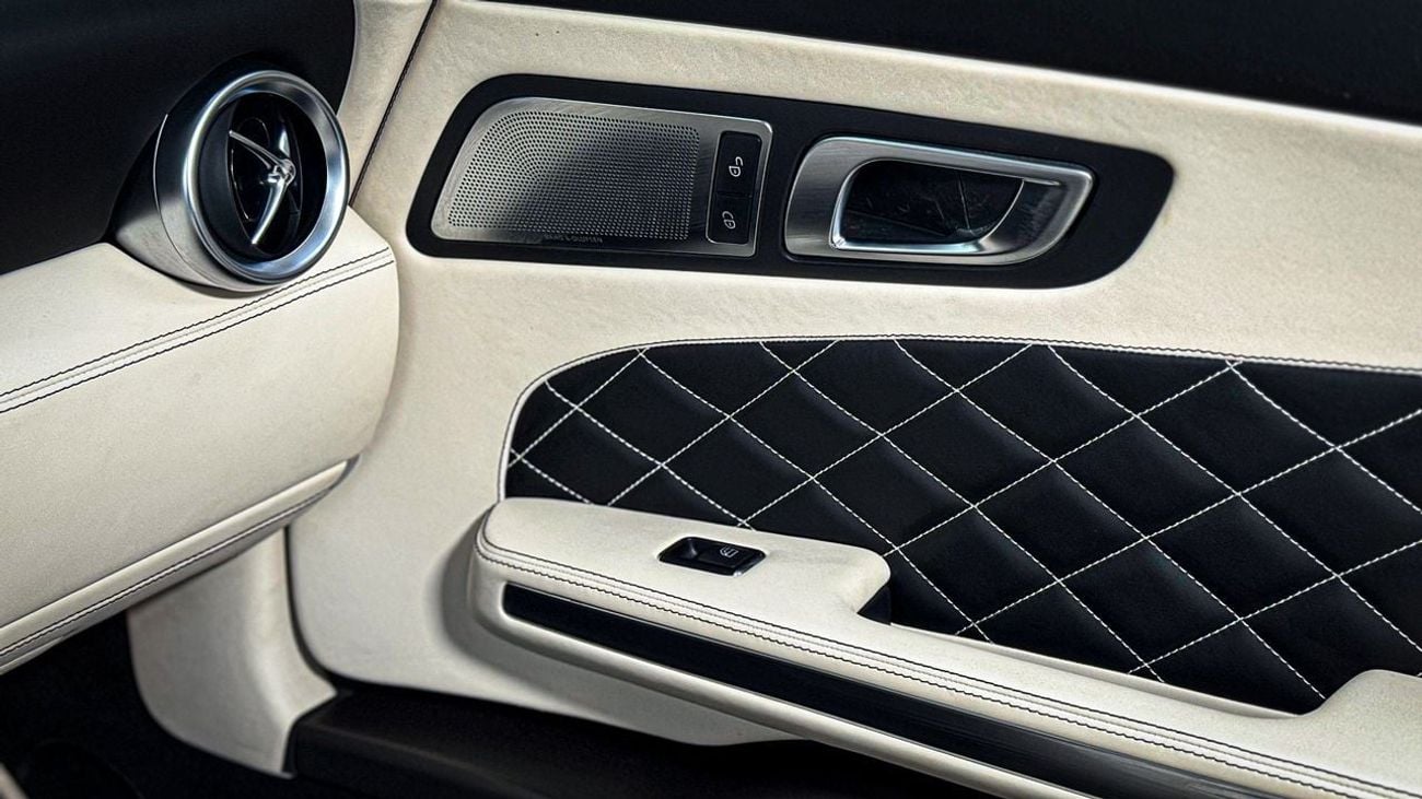 Mercedes-Benz SLS AMG GT 6.2L